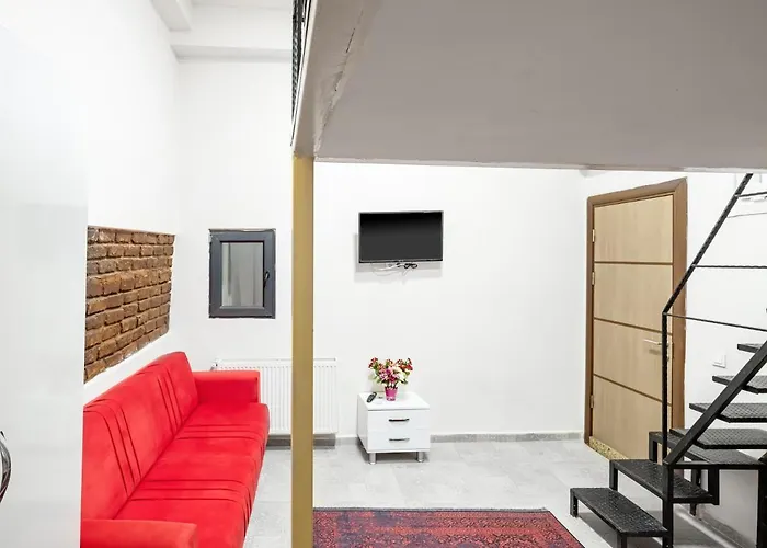 The Red Tent Suite 88